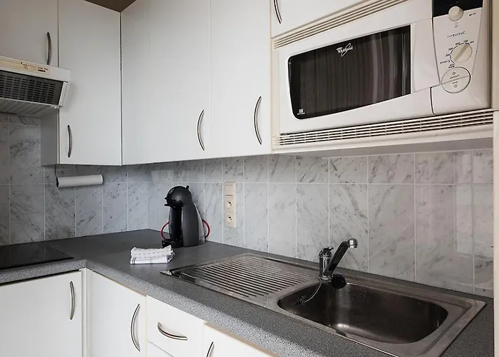 Ground Floor Sea View Raversijde Lets Go Getaways Apartment Ostend