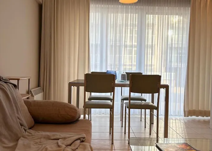 Ground Floor Sea View Apartment In Raversijde, Oostende *